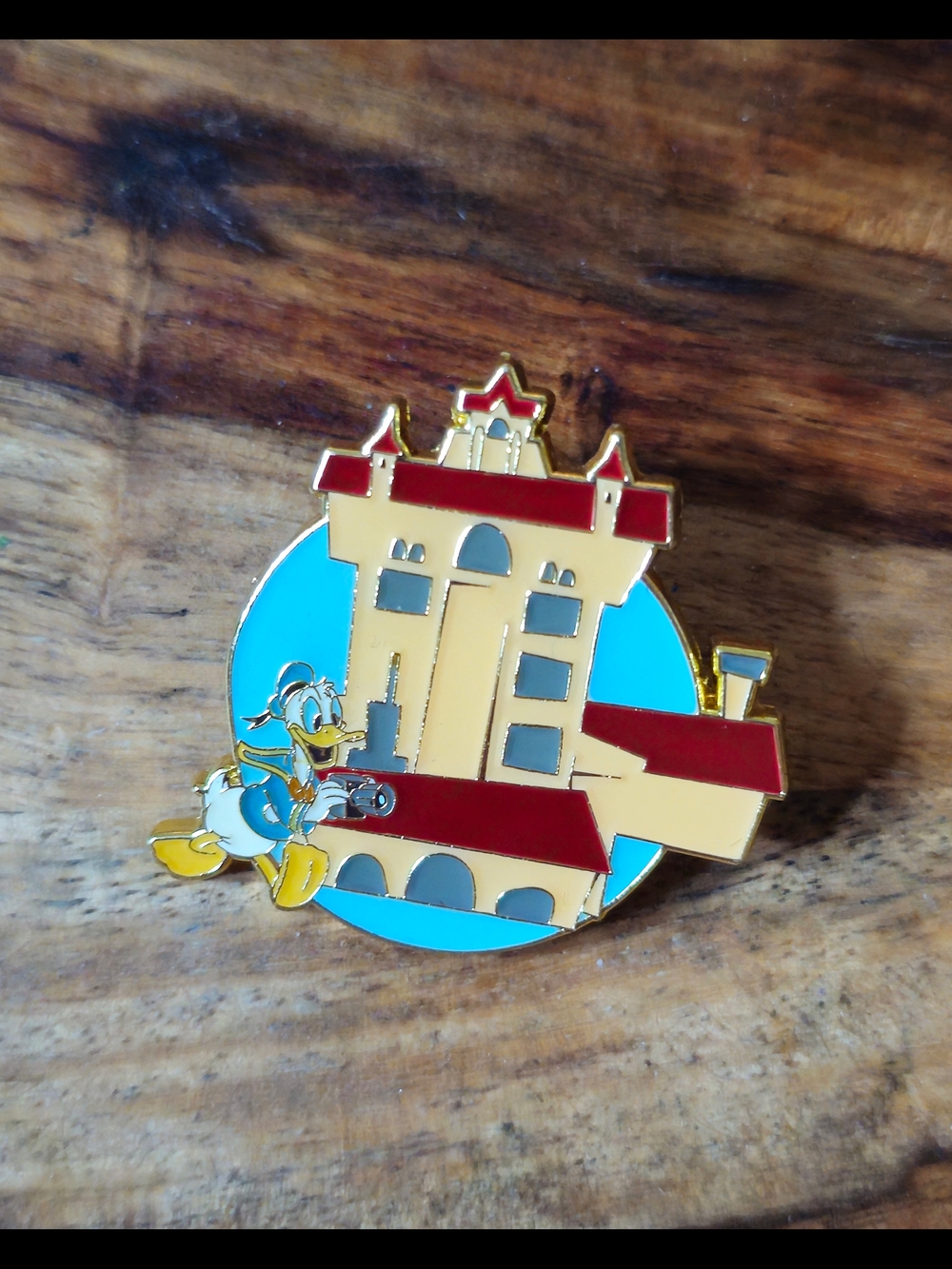 Loungefly 2021 Walt Disney World Blind Box Pin - Donald Duck